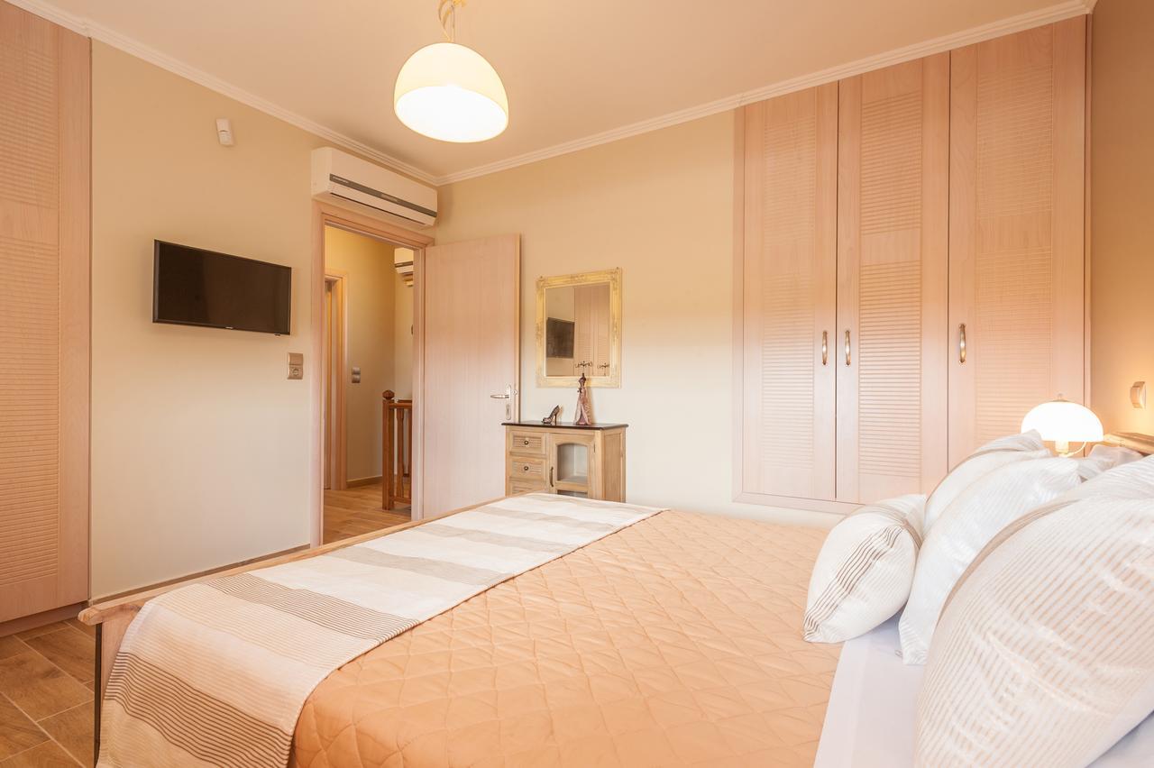 Evgatis Beach Luxury Apts Thanos Ngoại thất bức ảnh